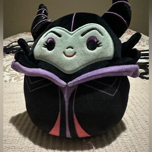 Squishmallows Disney Villain Maleficent 8" Plush Kellytoy Black Purple